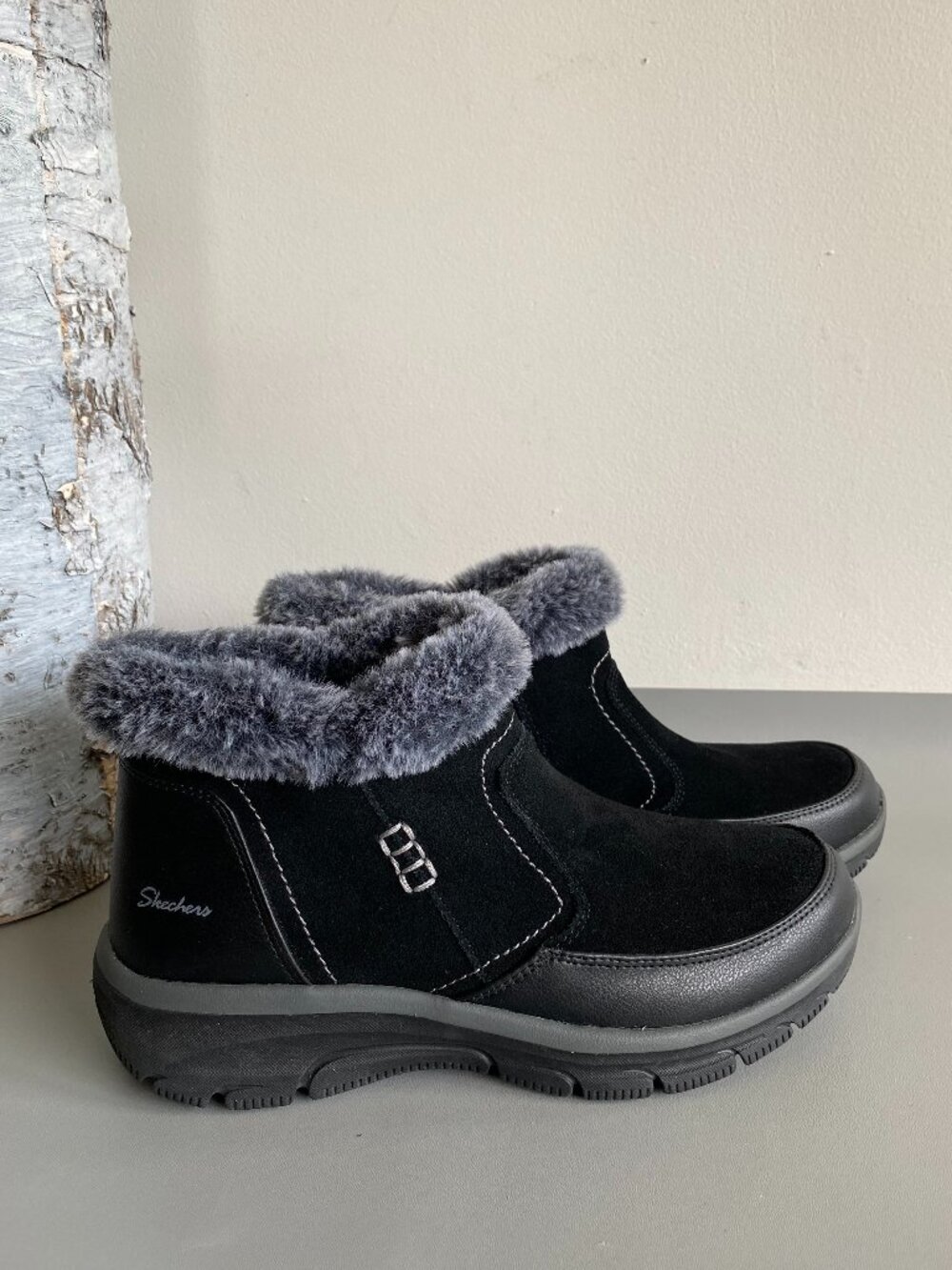 Skechers Easy Going Warm Escape Black Suede Ankle Boots Fur Trim Sz 8 ECU